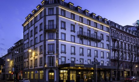 Hotel des Vosges Facade nuit